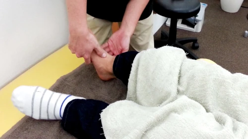 ふくらはぎの痛みの施術